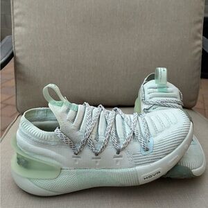 Under Armour HOVR Phantom 3 Illision Green - Size 8
